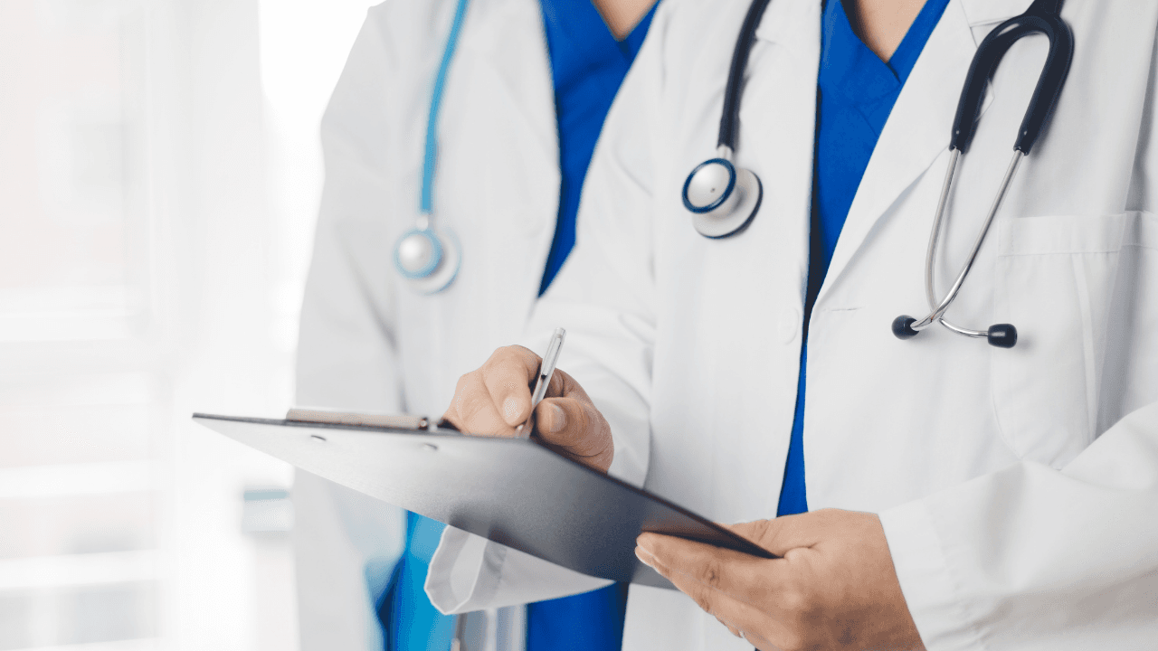 Zwischen Leitlinie und Lebensrealität: Wann, wie tief und wie lange Bluthochdruck therapieren?